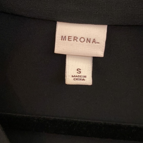 Merona black v-neck wrap dress with ruffled collar and neckline. Size small - Picture 7 of 9